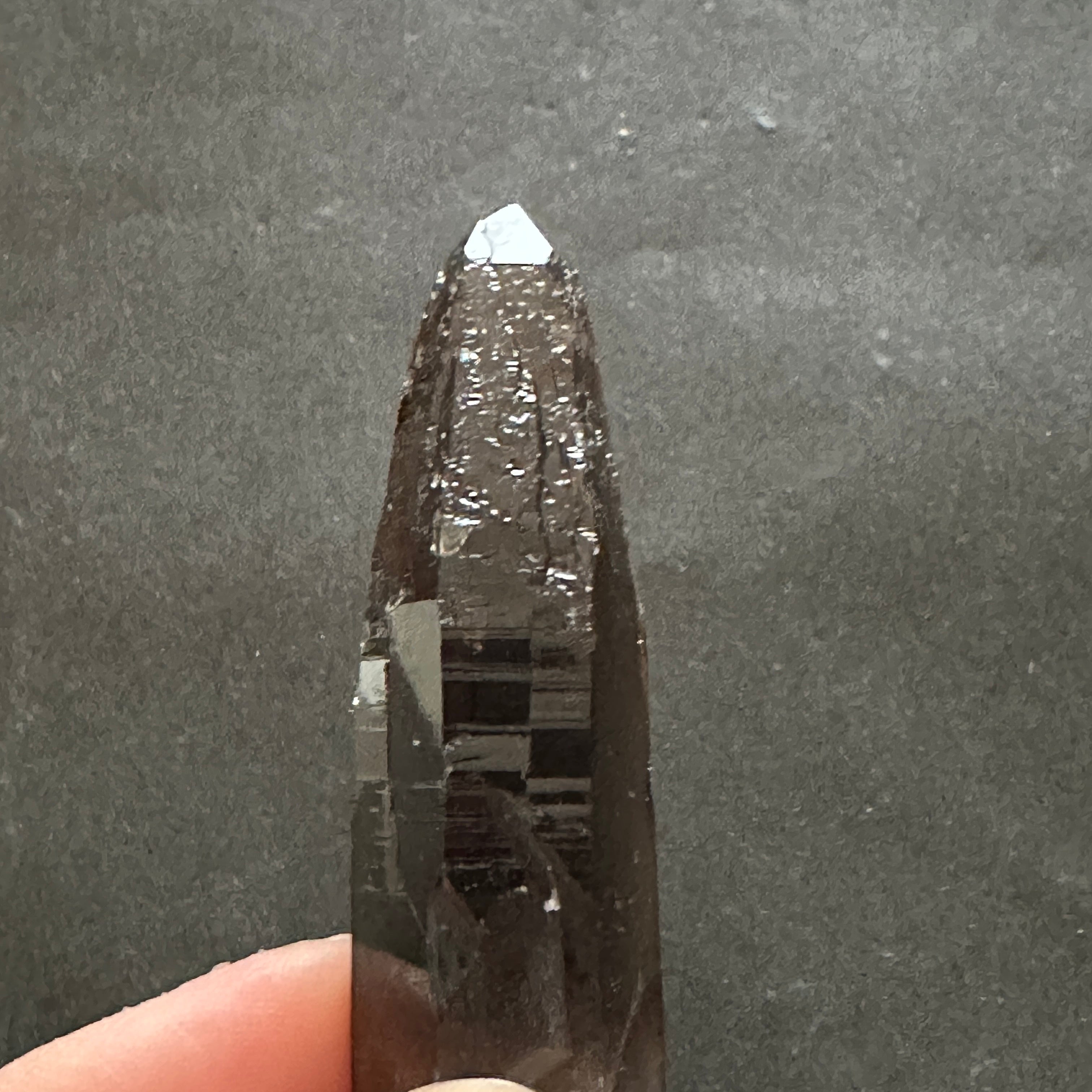 マラウィ産スモーキーカテドラル スターシード