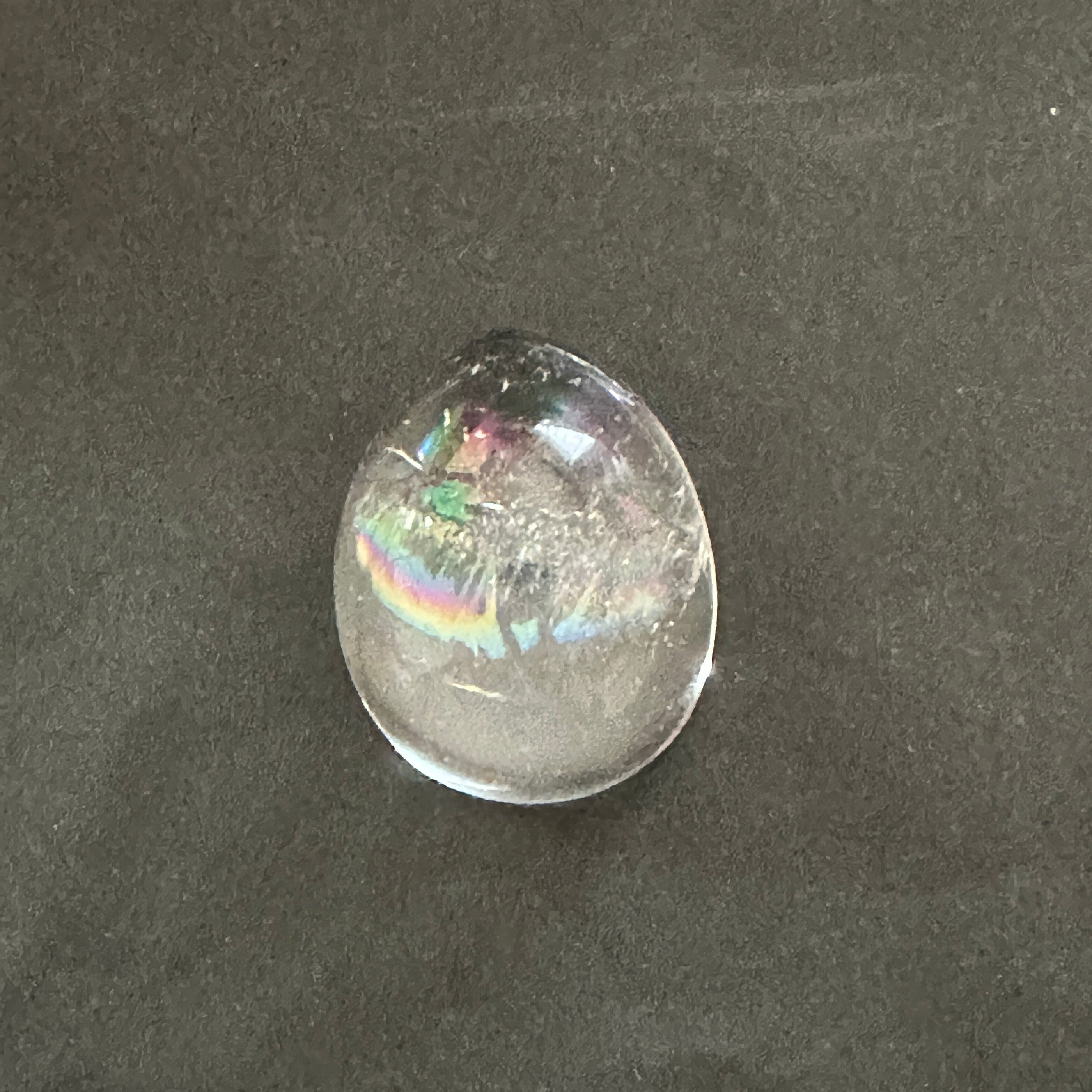 ブラジル産レムリアン ビッグレインボー入りカボション