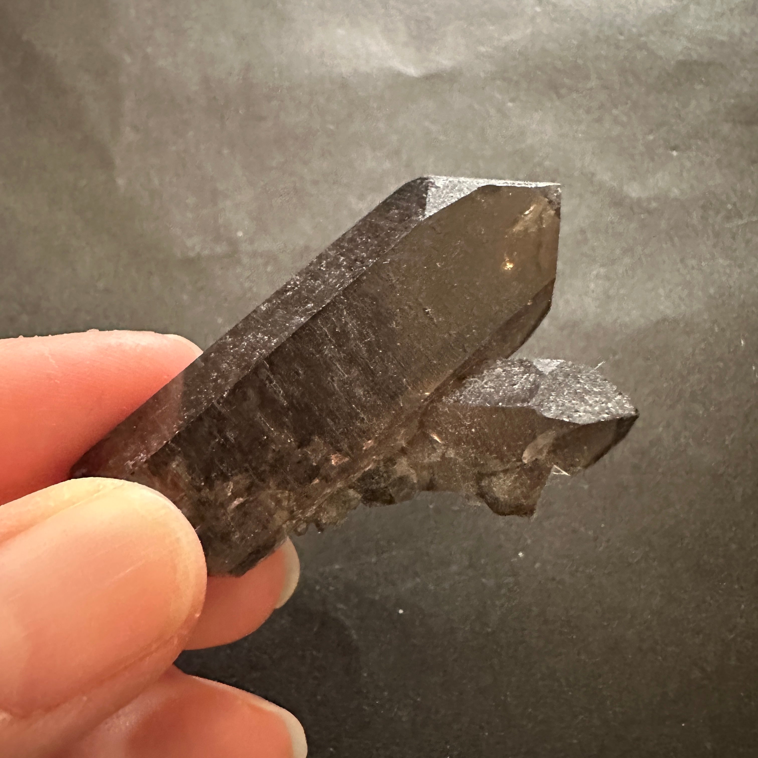 【非研磨】イタリア産アルプススモーキークォーツ ダブルポイント