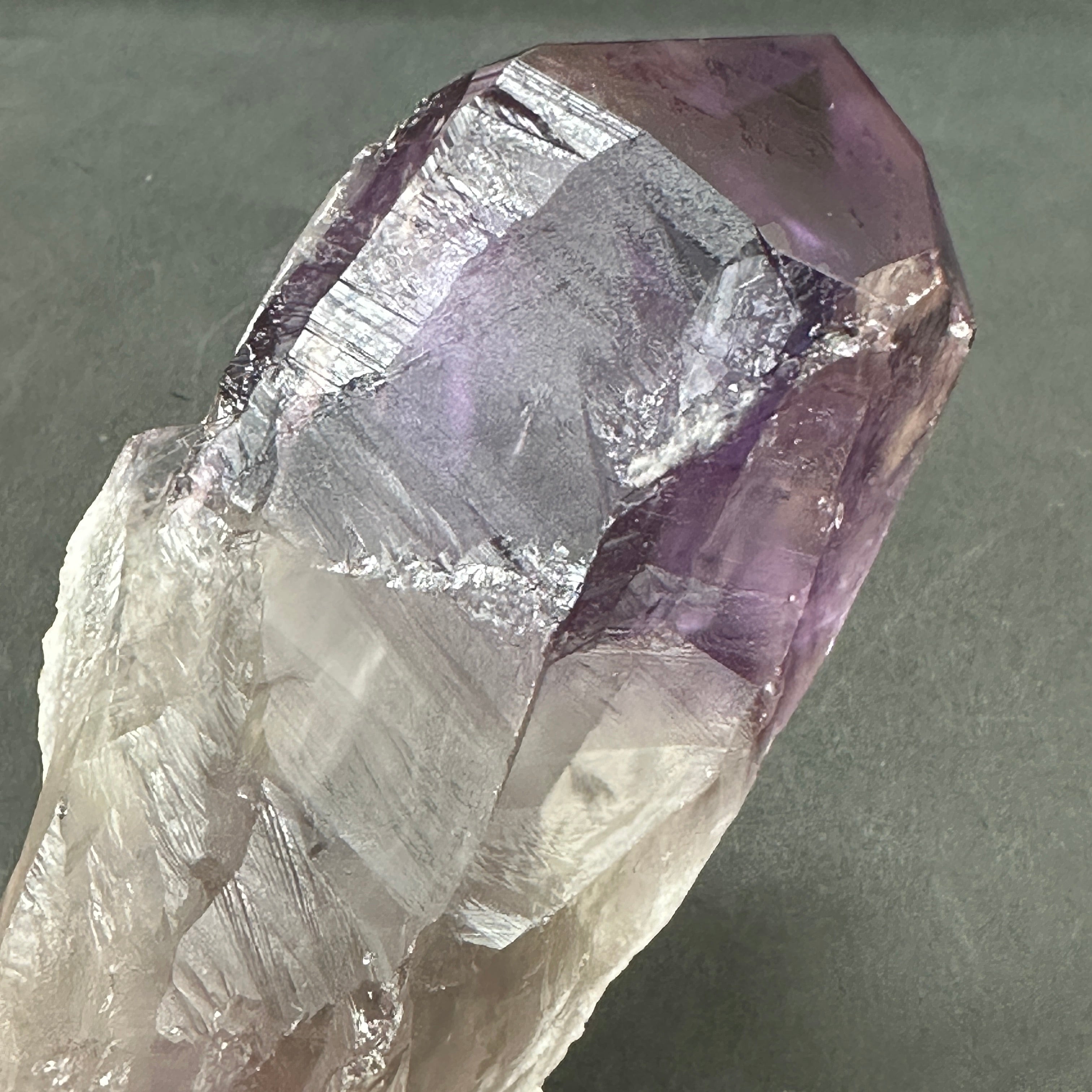 バイア産アメジスト、シンギングワンド "A Sword of Violet Flame" 紫の炎の剣