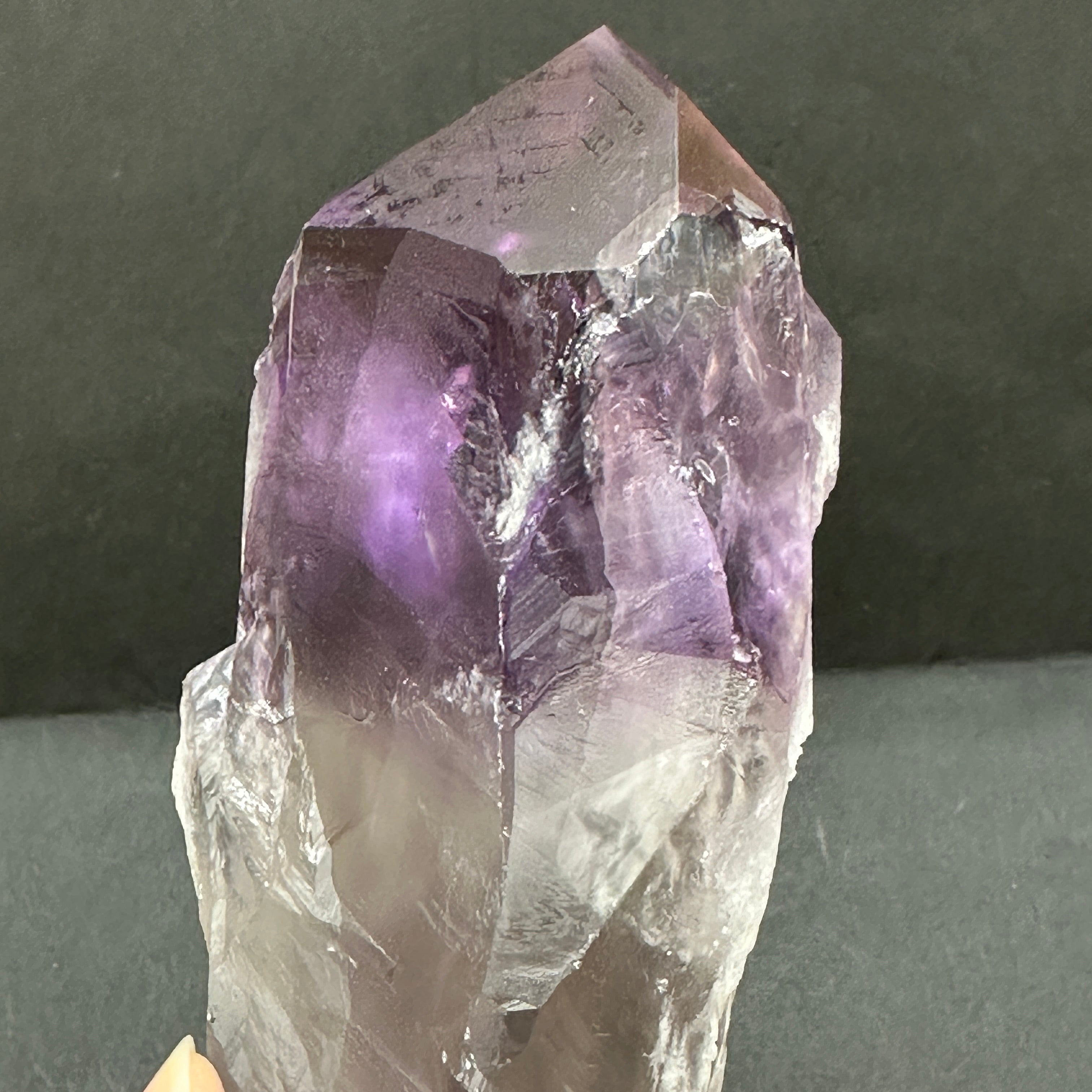 バイア産アメジスト、シンギングワンド "A Sword of Violet Flame" 紫の炎の剣