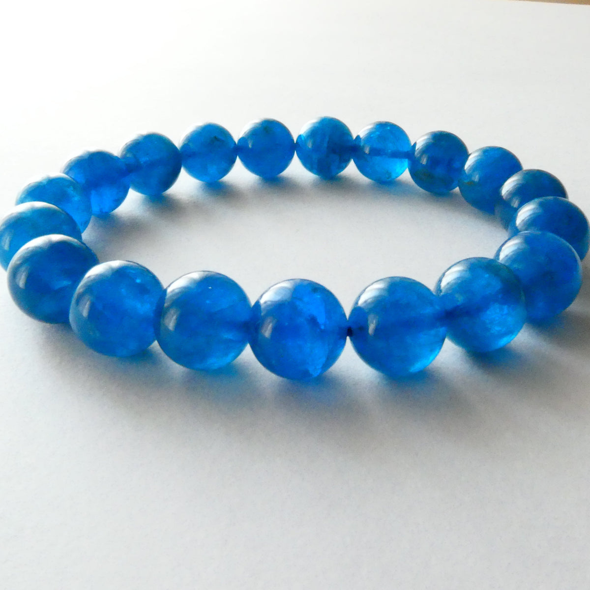 【ブラジル・バイア州産/AAA】ブルーアパタイト 約11mm ブレスレット