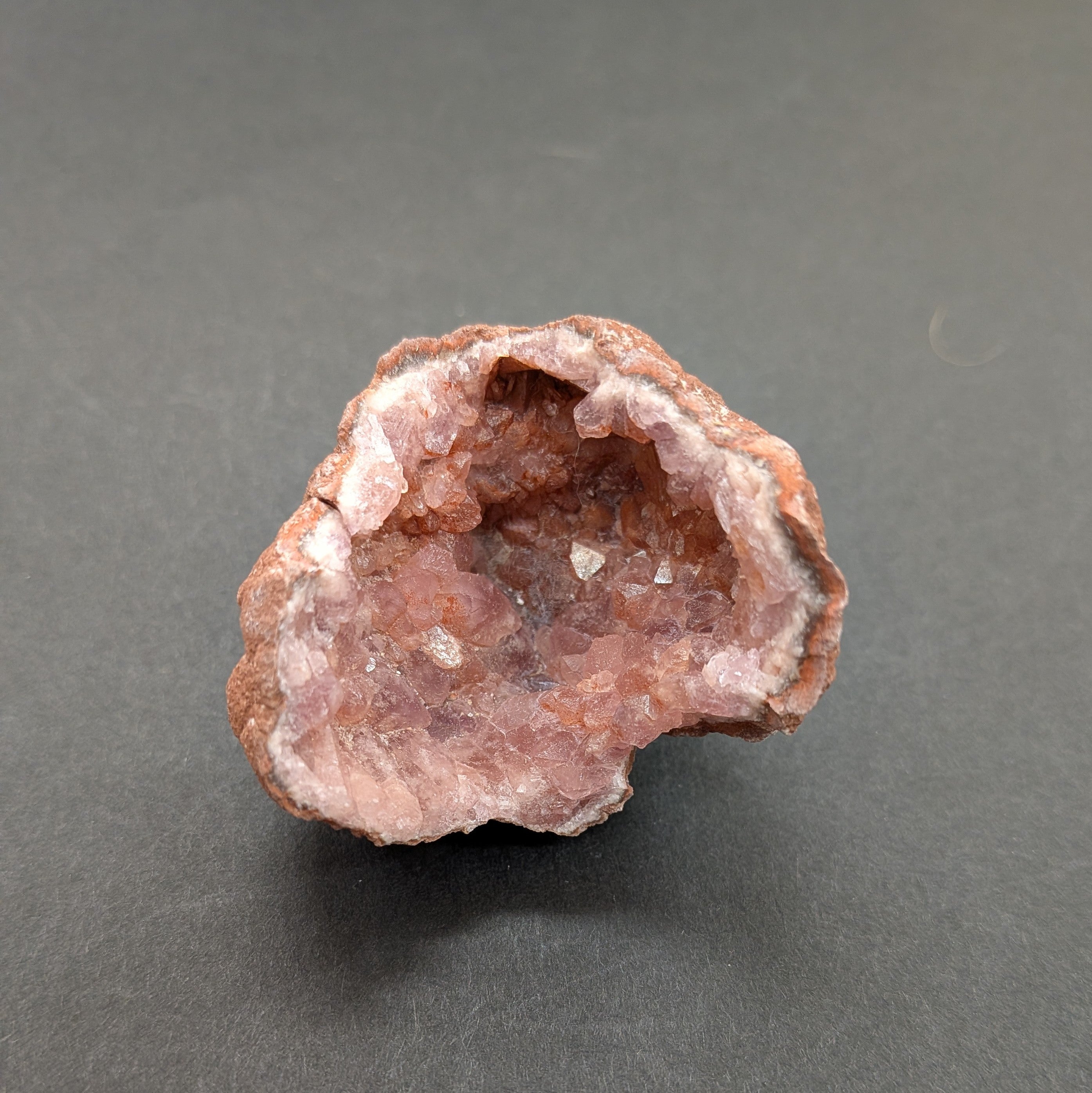 パタゴニア産ピンクアメジスト 濃いめ