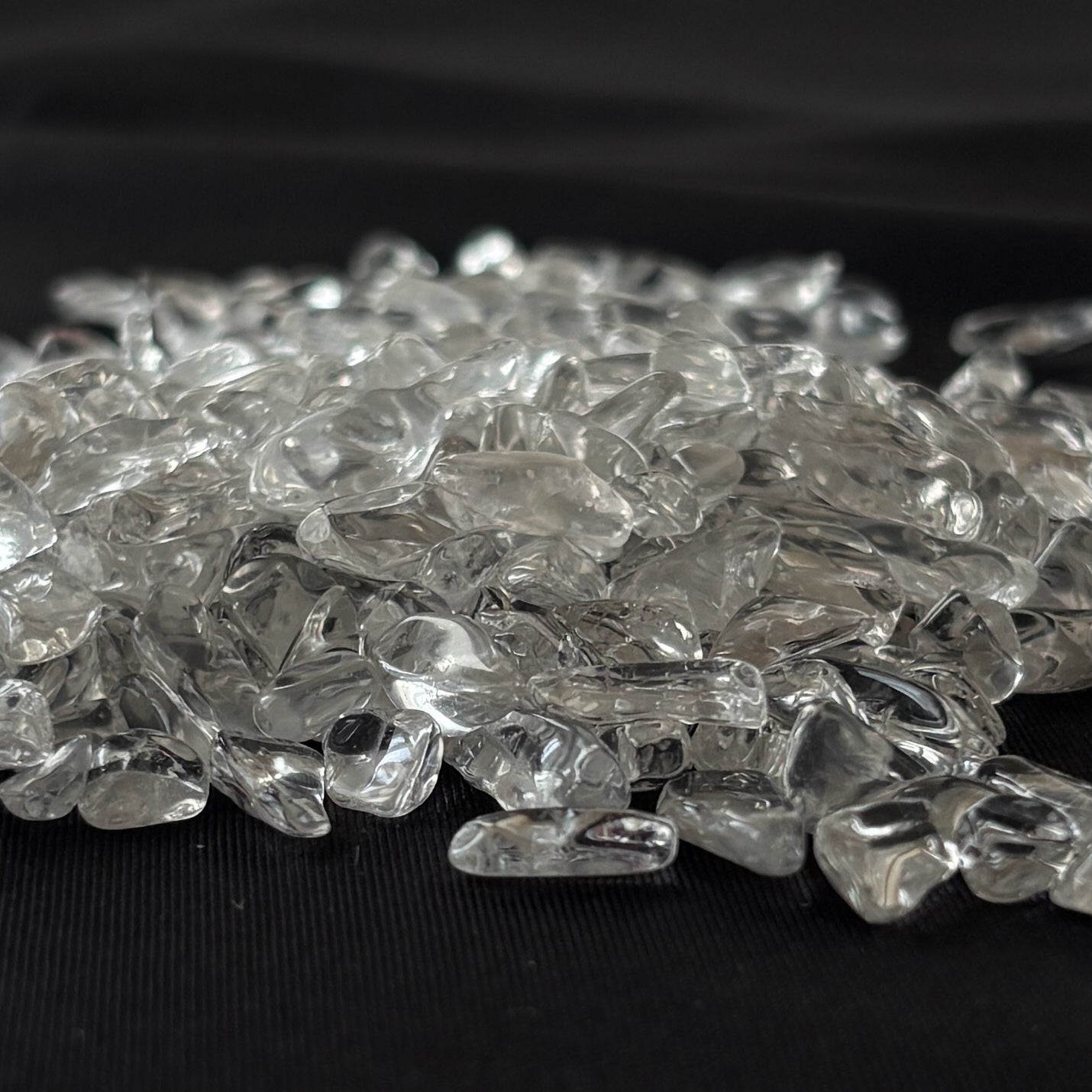 【浄化】水晶さざれ石5A（産地：ブラジル / 容量：200g・1Kg）