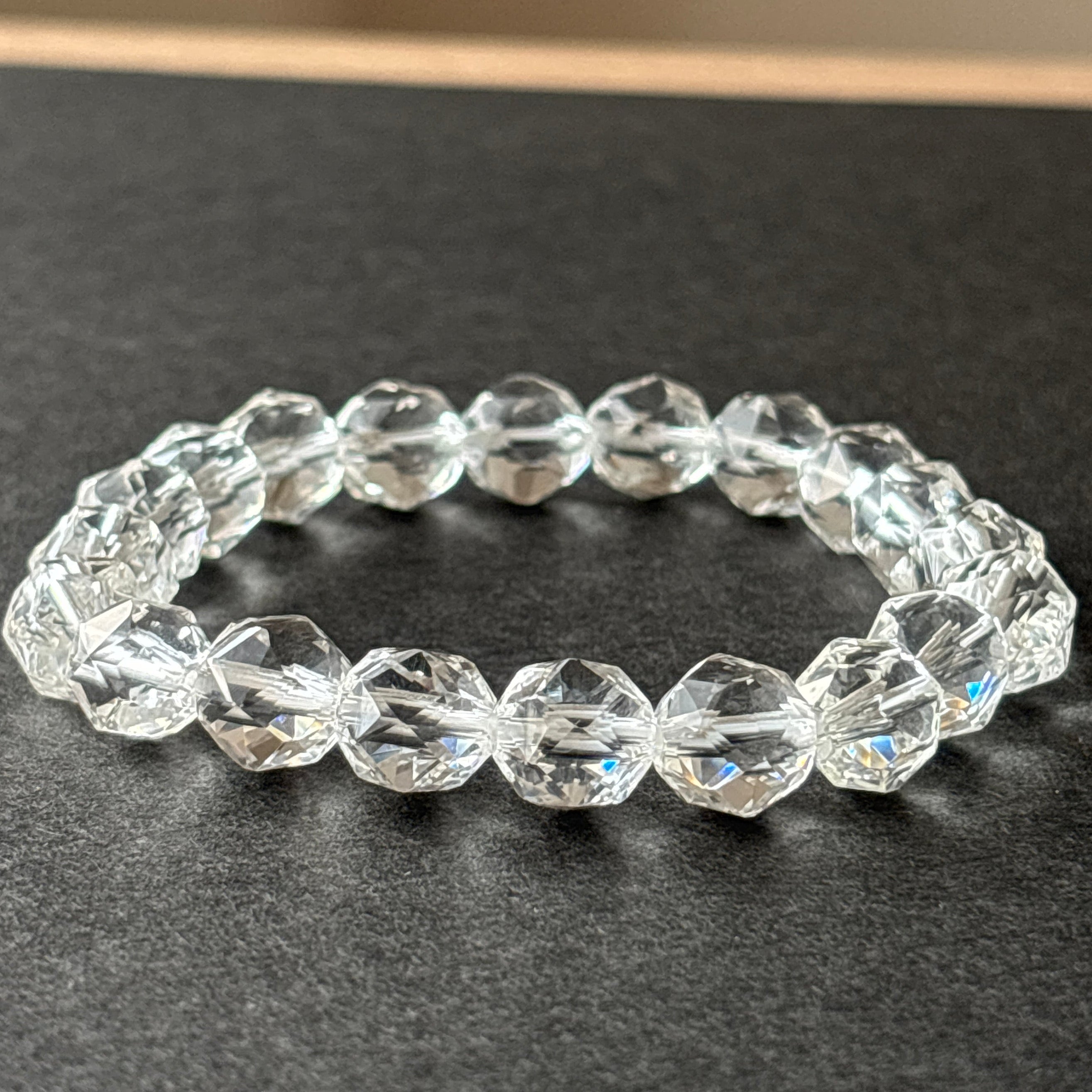 【大人気】【ブラジル産】スターカット水晶ブレスレット5A（内径約16.5cm）